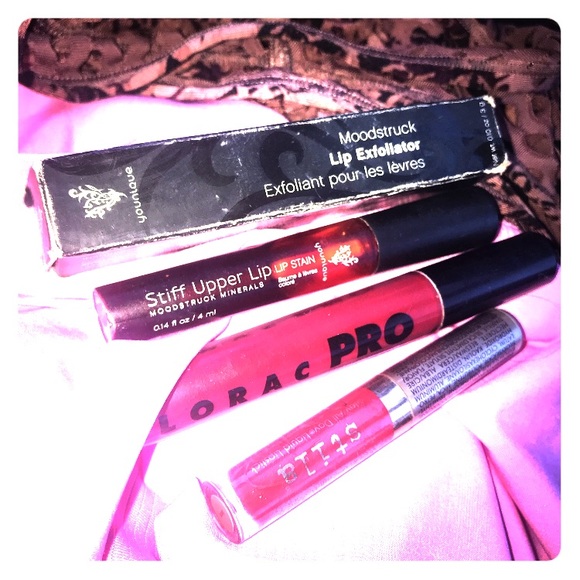 Lip Set